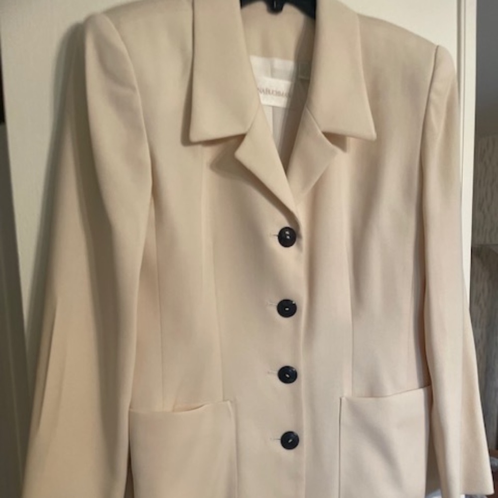 Vintage Dana Bachman Wide Leg Ivory pantsuit  Size 6